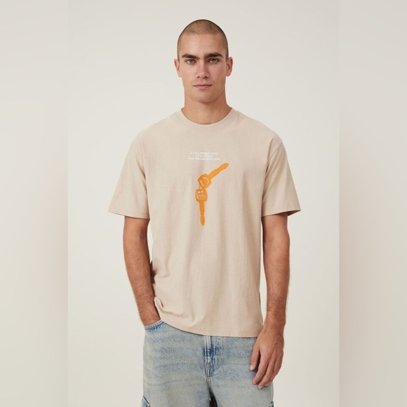 AUTHENTIC Post Malone Austin Tour If Y'all Weren’t Here Tee in Beige Size L - Picture 1 of 7